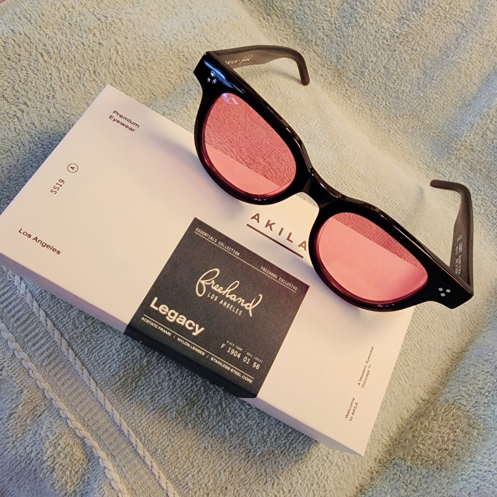 AKILA  SUNGLASSES / Legacy / UNISEX - Picture 6 of 11